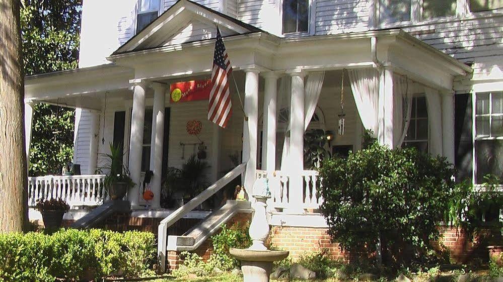 Inn Upon Moon River Plantation Chester Εξωτερικό φωτογραφία
